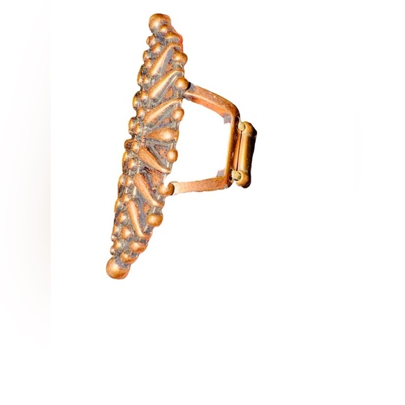 BEAUTIFUL Stretchy Ring 💍 - Picture 4 of 5